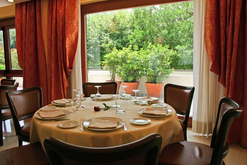 Hotel Svevo Gioia Del Colle Ngoại thất bức ảnh